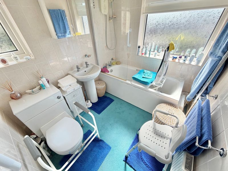 Braeside Close Great Sutton